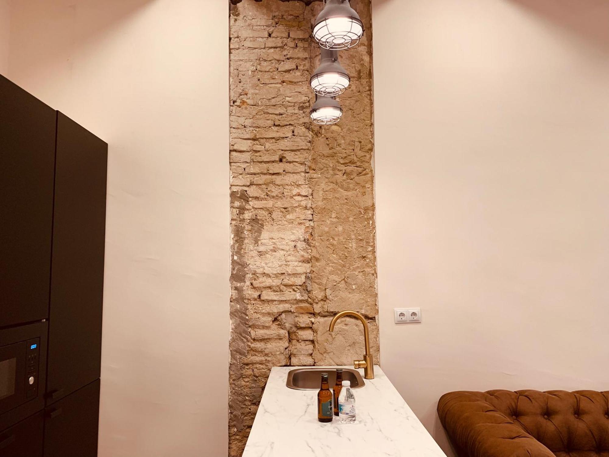 Gook Home Center Χέρεζ Εξωτερικό φωτογραφία